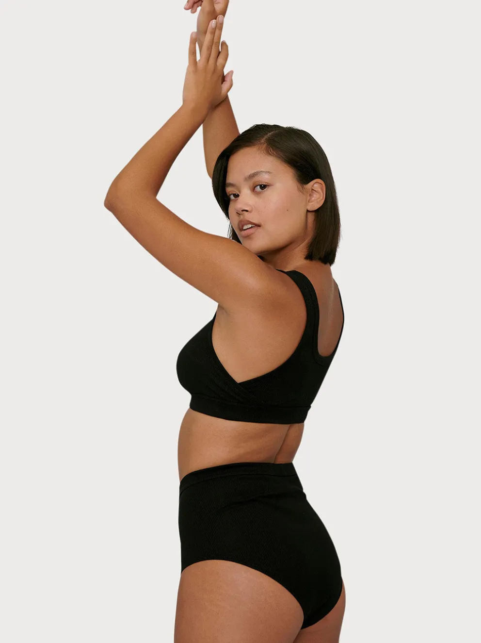 Biustonosz tank top z prążkowanej bawełny organicznej