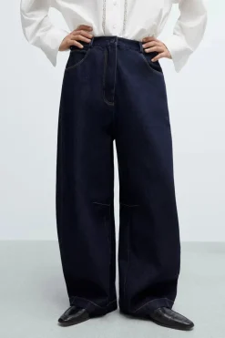 Curved Baggy Jeans
