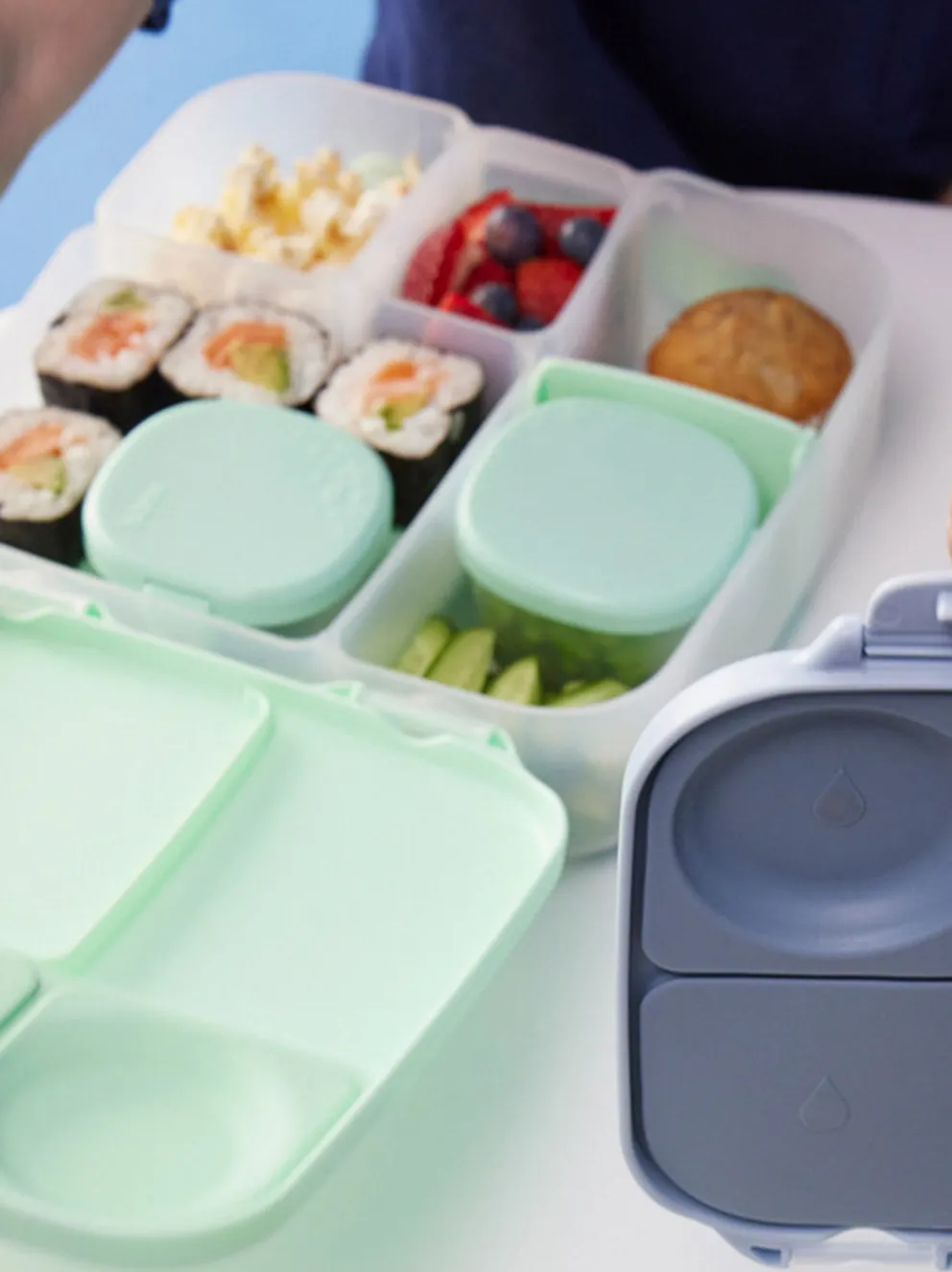 Duży szczelny lunchbox z przegródkami