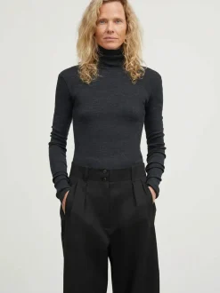 Esme Merino T-Neck