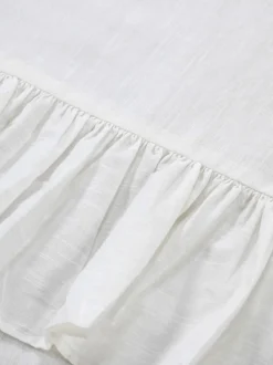 Holiday Ruffle Tablecloth