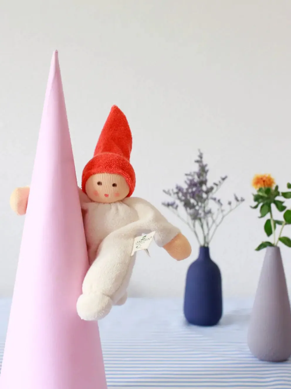 Lalka z grzechotką Nucki Rattle Doll