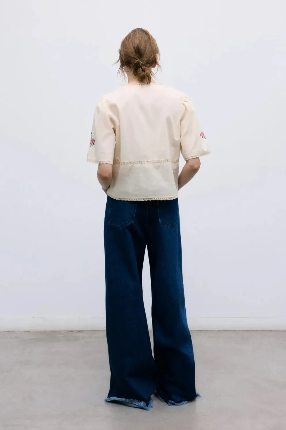 Narcise Woman Blouse Ecru