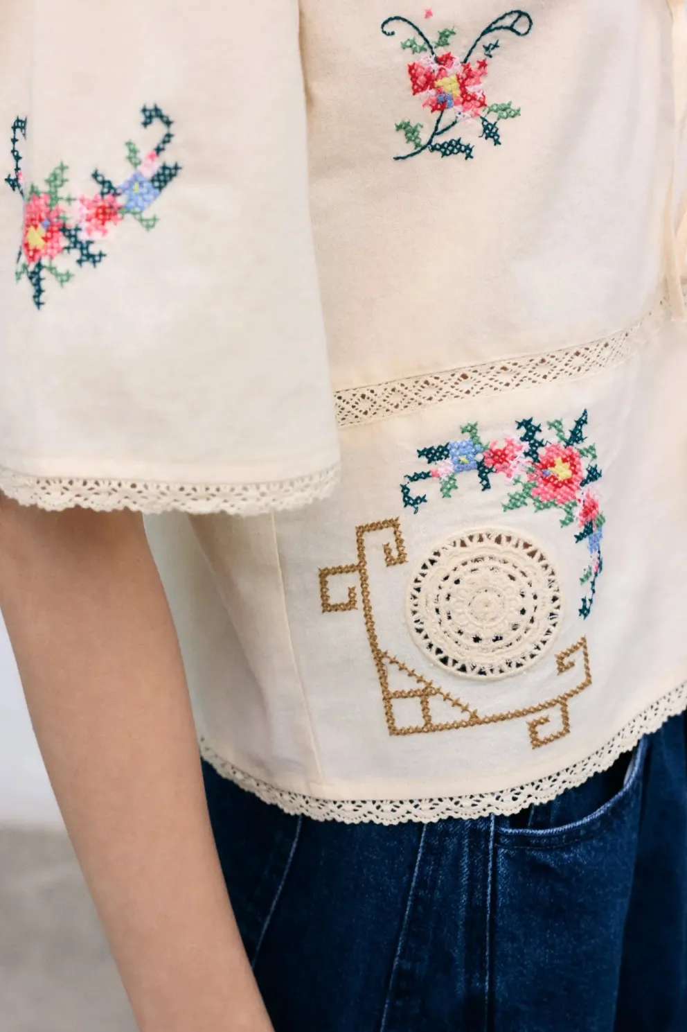 Narcise Woman Blouse Ecru