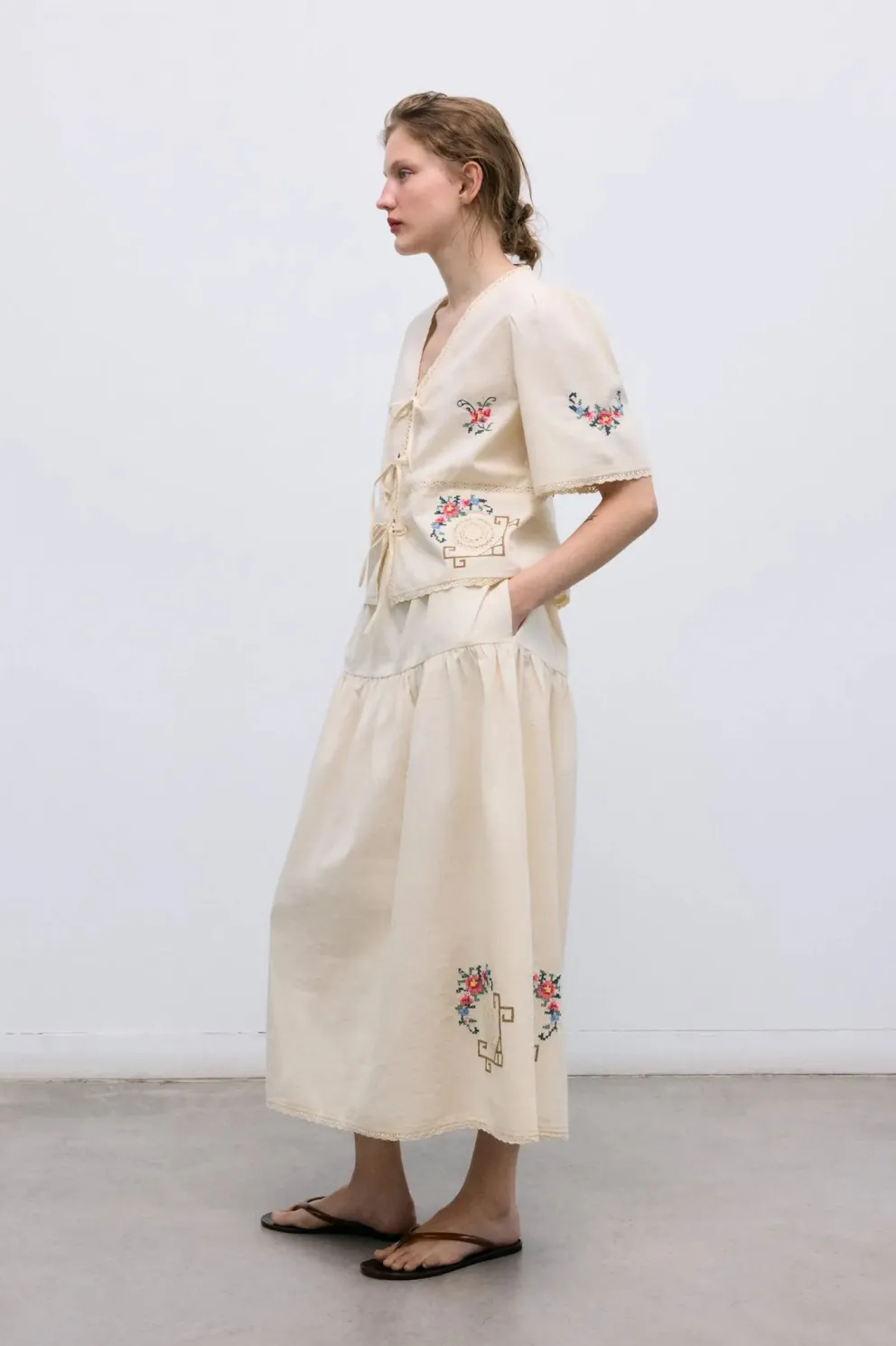 Narcise Woman Skirt Ecru