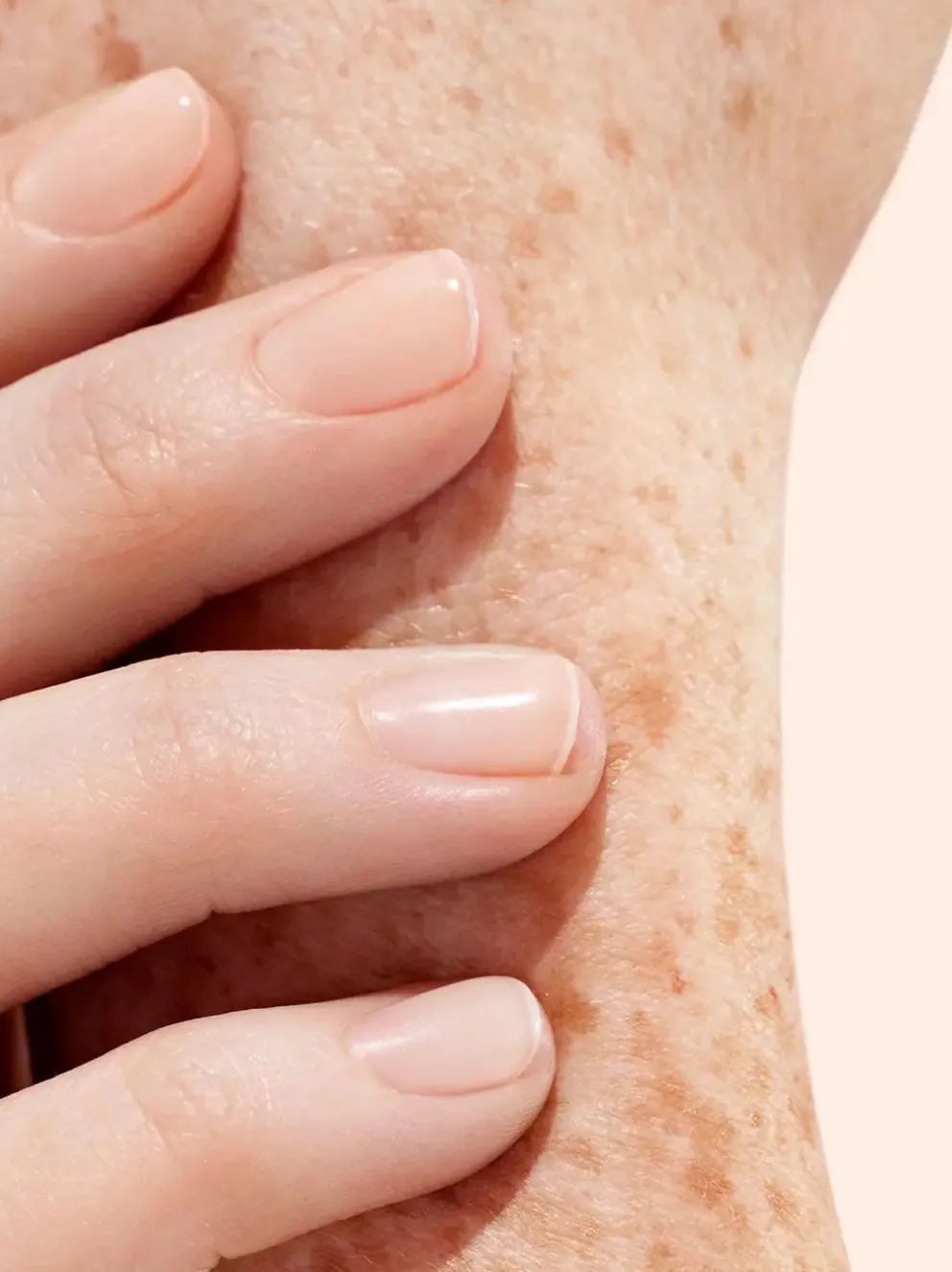 Pielęgnacyjny lakier do paznokci Active Smooth