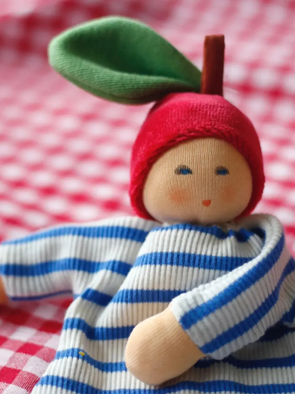 Pierwsza przytulanka Apple Cuddle Cloth