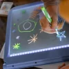 Podświetlany tablet do nauki rysowania