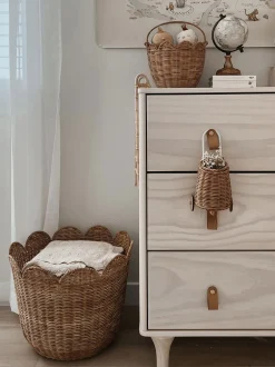 Rattanowy kosz na zabawki Tulip Basket