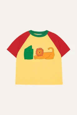 Reading Lion Tshirt