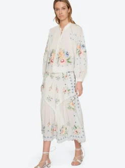 Serafina Embroidery Blouse