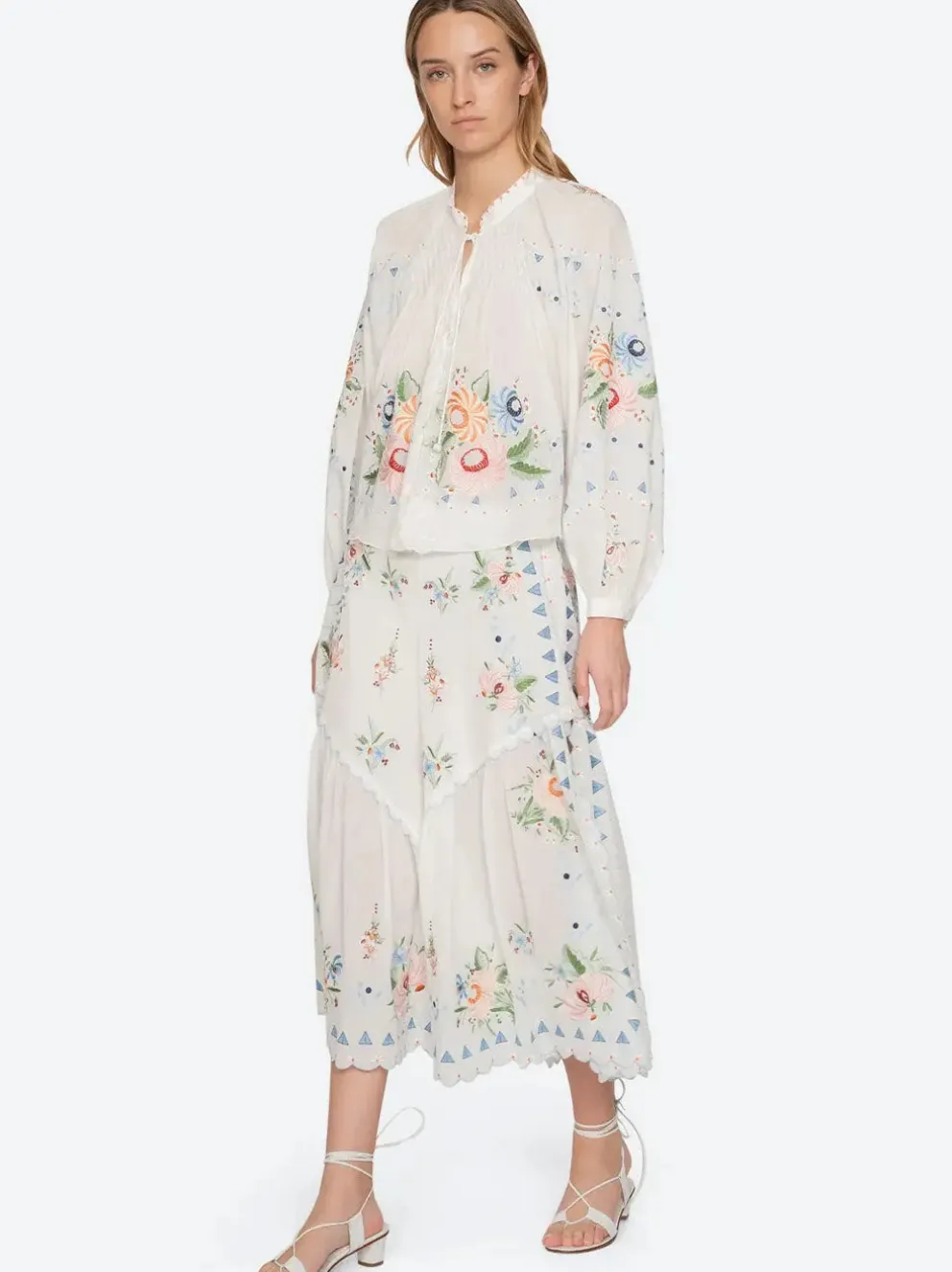 Serafina Embroidery Blouse