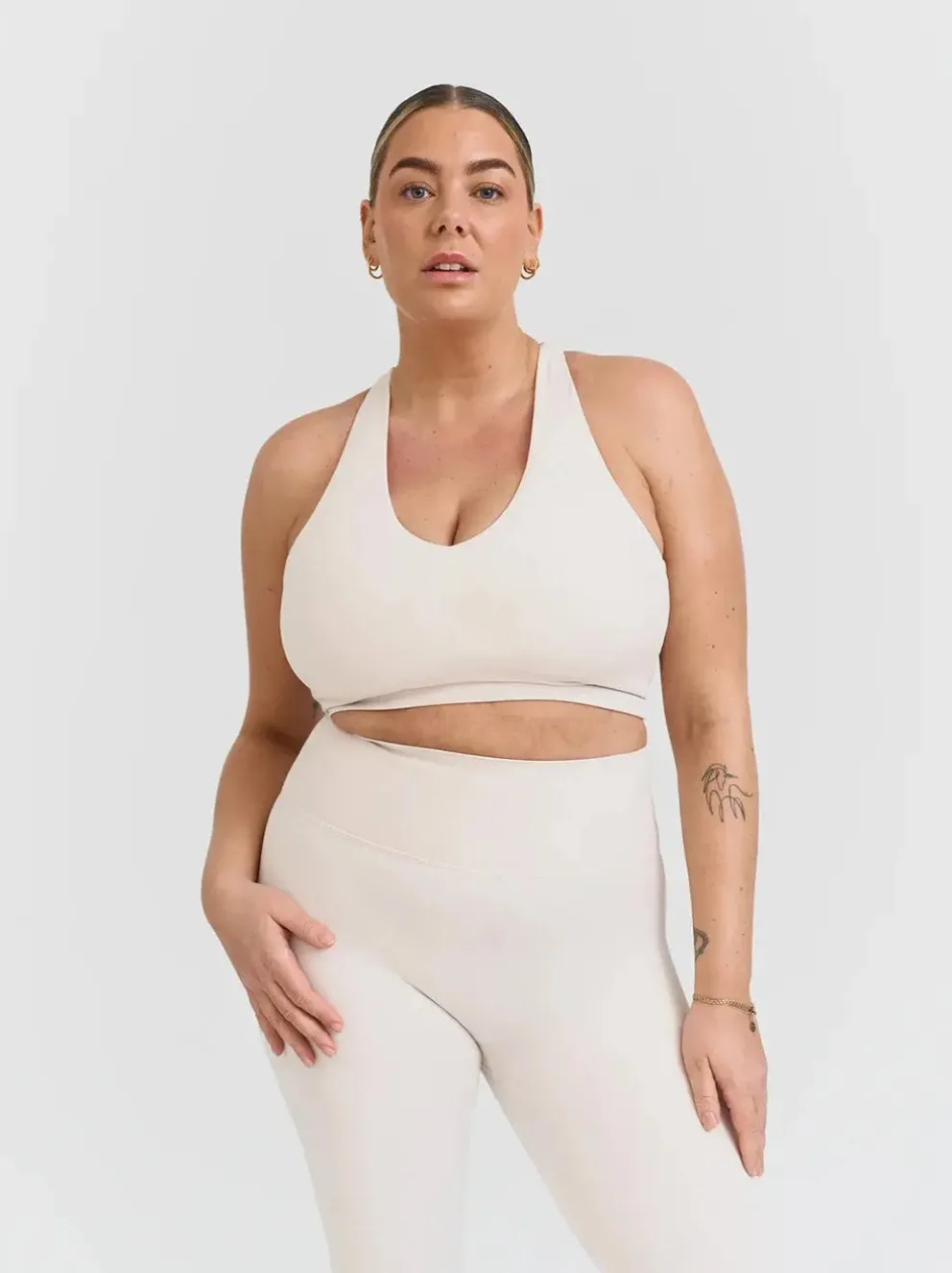 Softsculpt V-neck Cross Back Bra