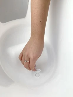 Wanienka niemowlęca z odpływem