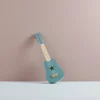 Zabawkowa gitara